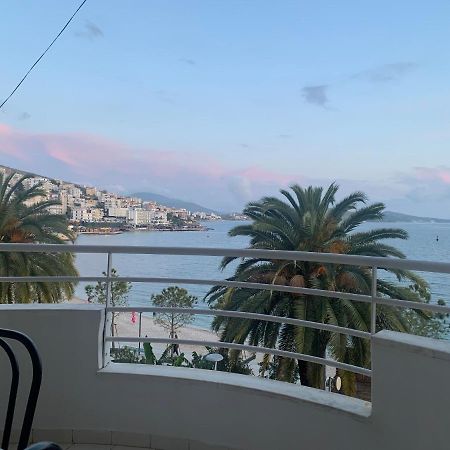 Caramel Sun Apartment Sarandë Exterior foto