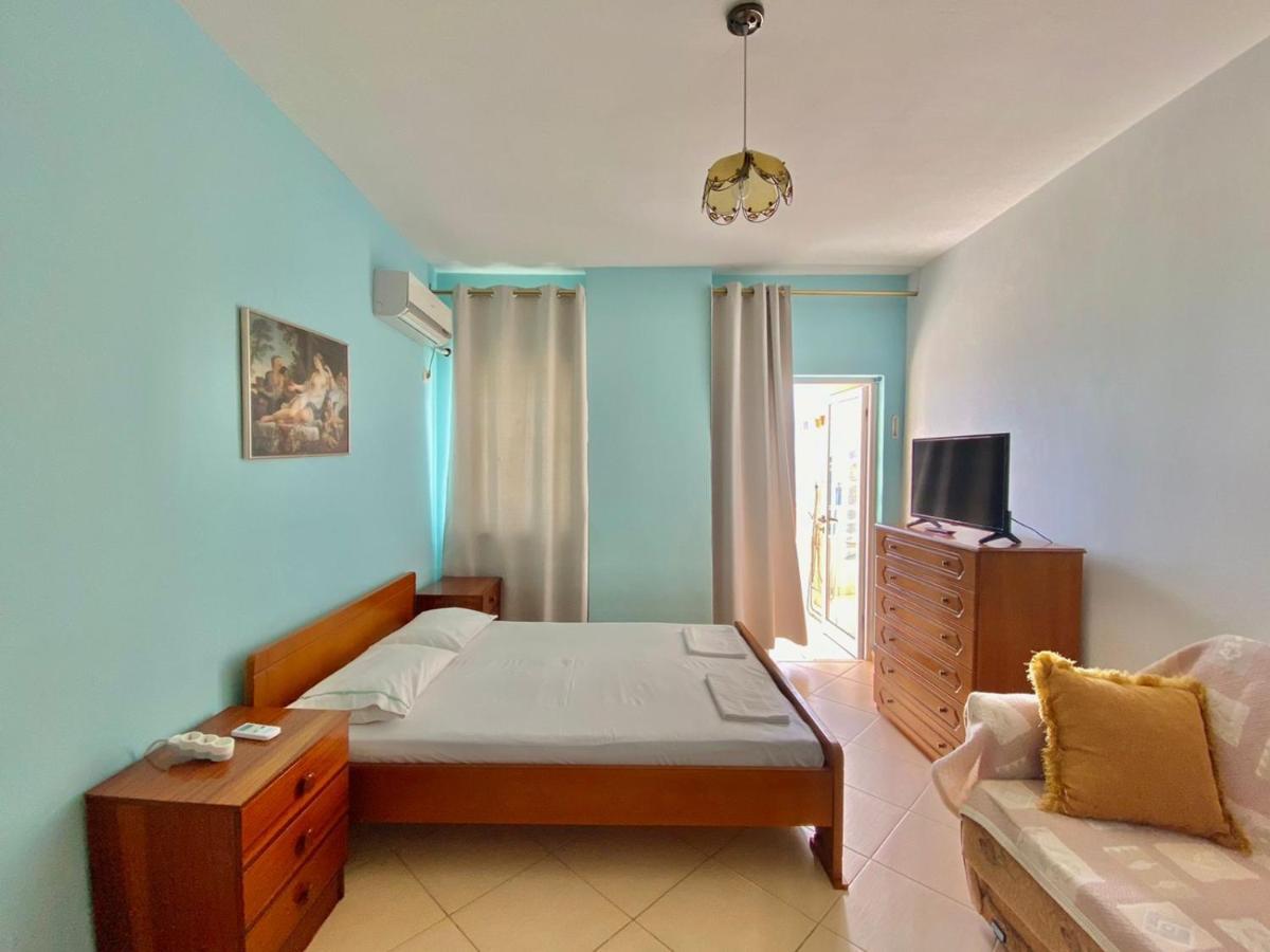 Caramel Sun Apartment Sarandë Exterior foto